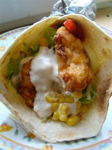 Tortilla i kurczak w pikantnym cieście