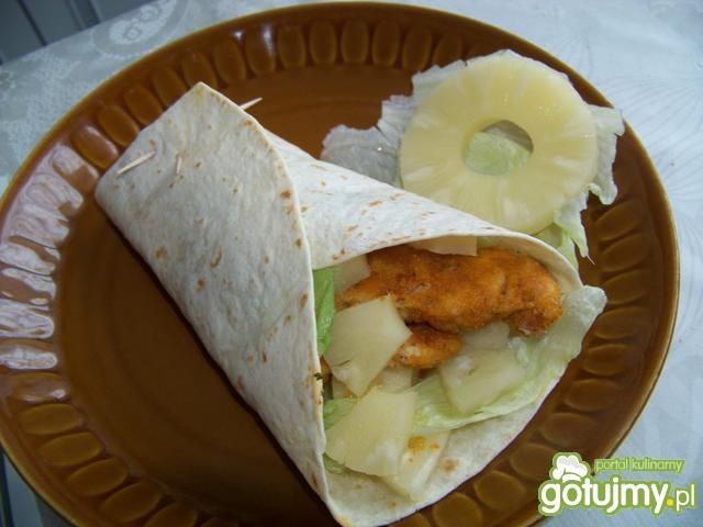 Tortilla po hawajsku Tortilla po hawajsku