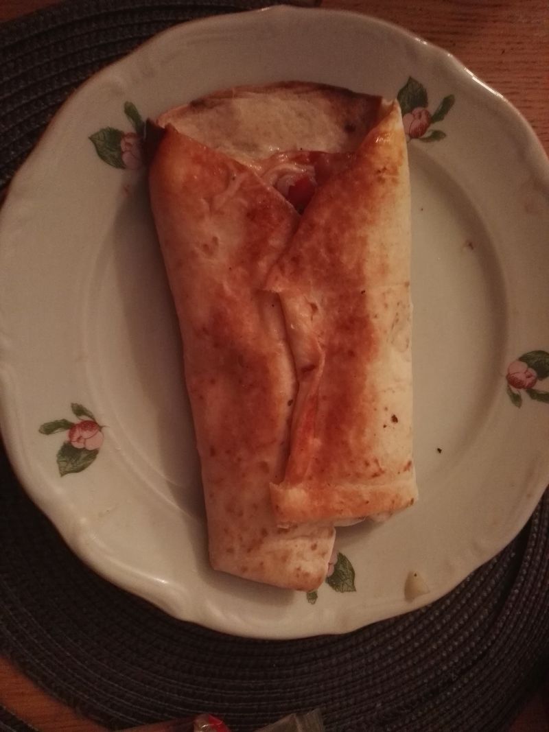 Tortilla z kurczakiem Tortilla z kurczakiem