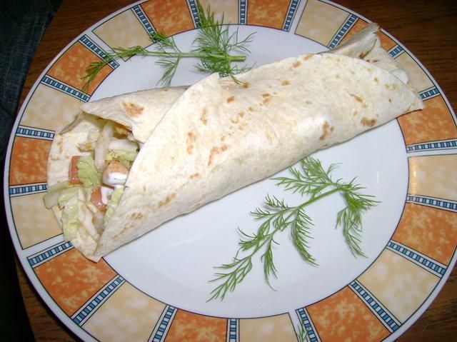 Tortilla z kurczakiem Aguni