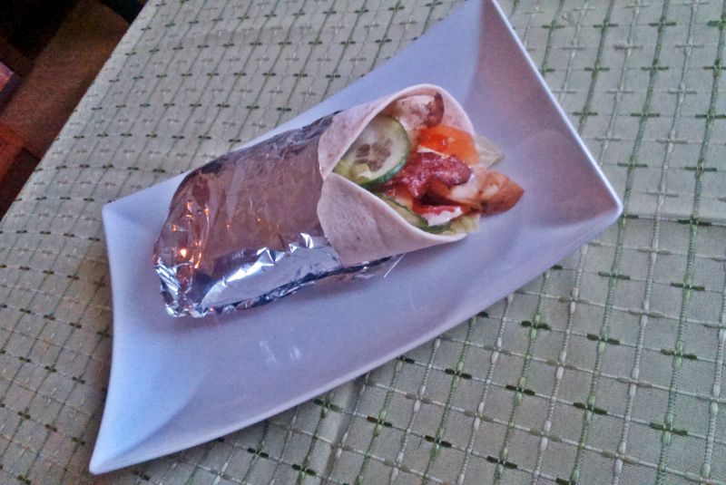 Tortilla z kurczakiem i bekonem  Tortilla z kurczakiem i bekonem