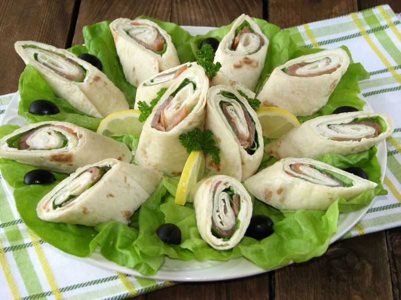 Tortilla z łososiem