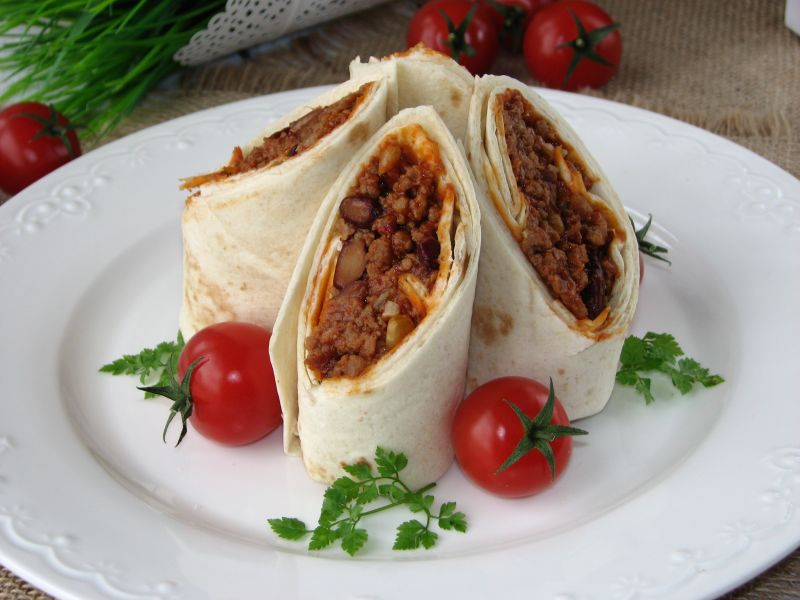 Tortilla z meksykańskim farszem Tortilla z meksykańskim farszem
