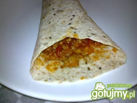 Tortilla z mięsem mielonym. Tortilla z mięsem mielonym.