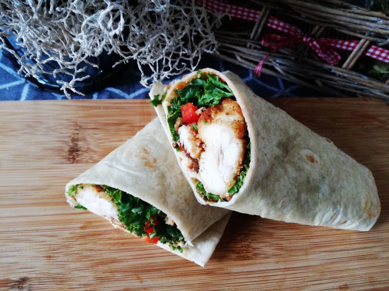 Tortilla z nuggetsami