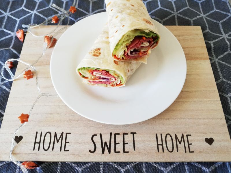 Tortilla z pieczoną wołowiną