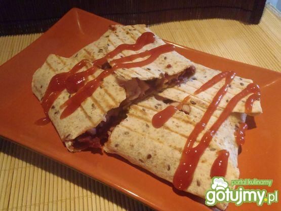 Tortilla z szynką Tortilla z szynką