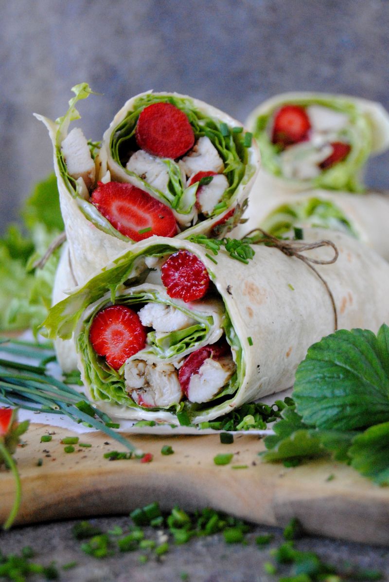 Tortilla z truskawkami Tortilla z truskawkami