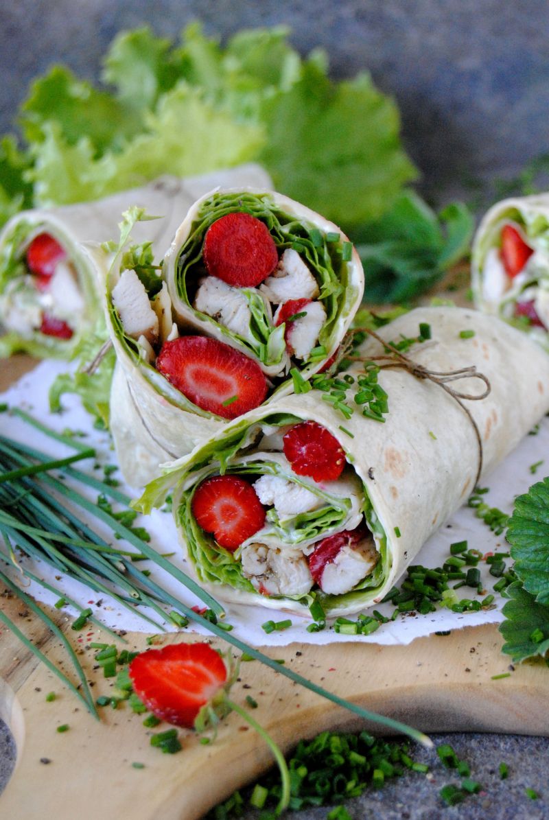 Tortilla z truskawkami Tortilla z truskawkami