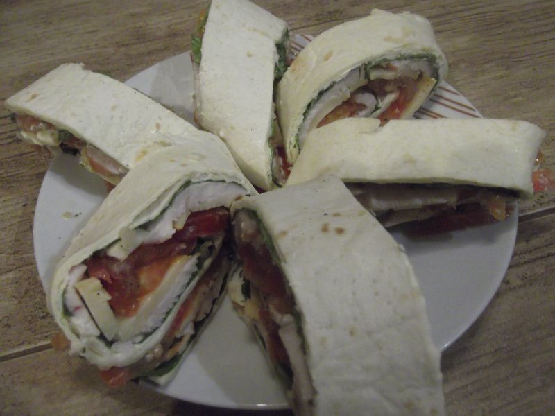 Tortilla z wędzonym kurczakiem