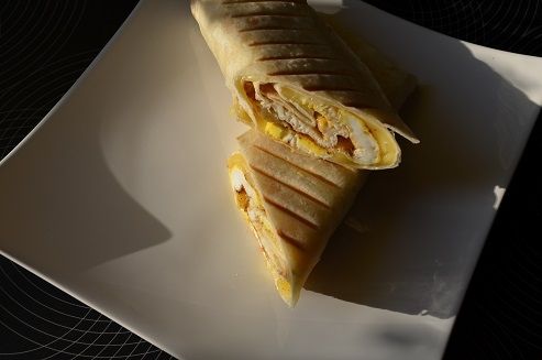 Tortille z jajecznicą