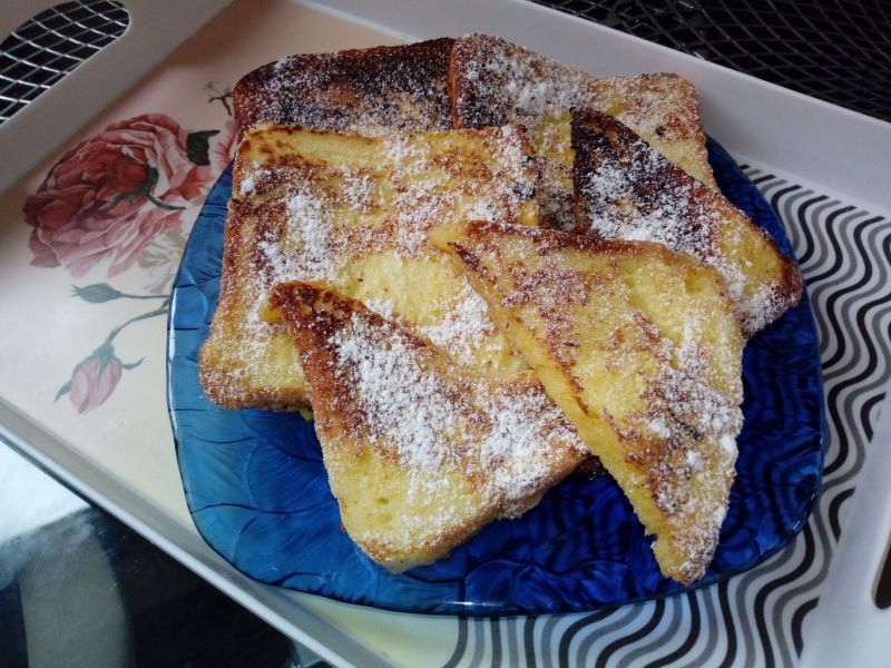 Tosty francuskie na jogurcie naturalnym Tosty francuskie na jogurcie naturalnym