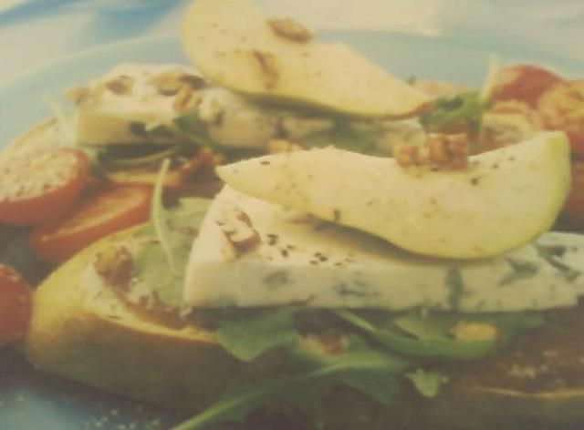 Tosty Serowogruszkowe