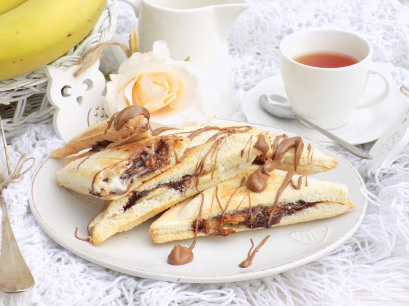 Tosty z nutellą i bananami