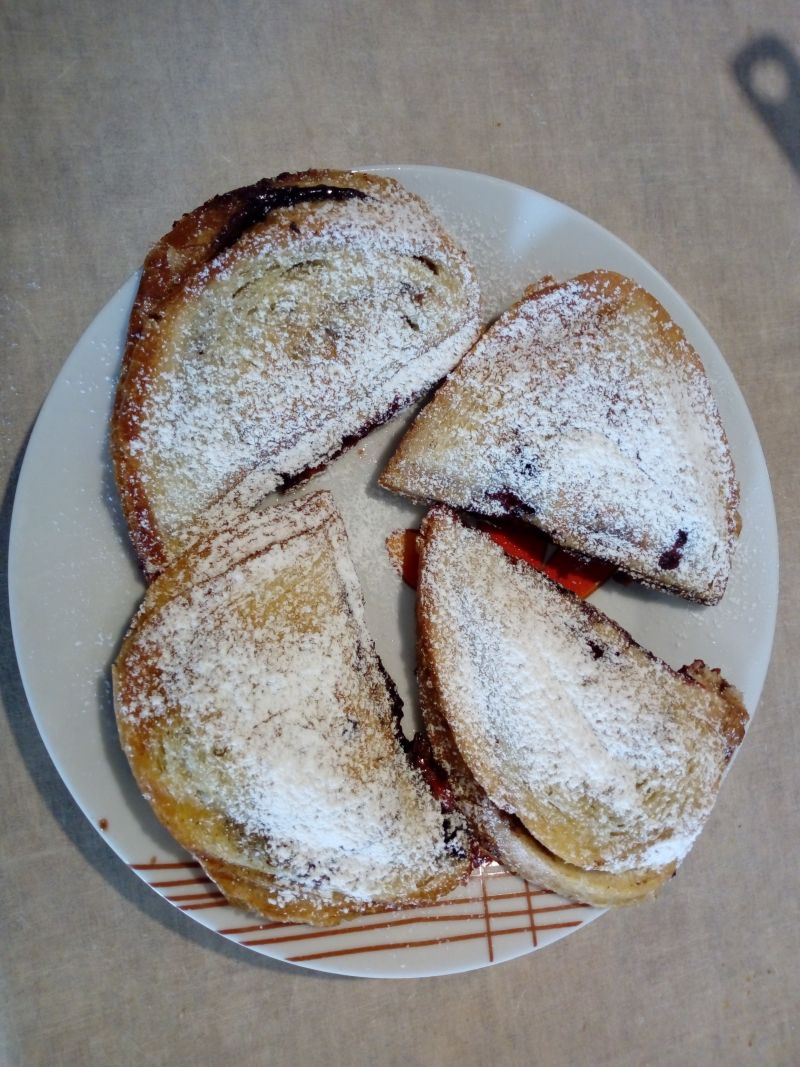 Tosty z Nutellą i truskawkami