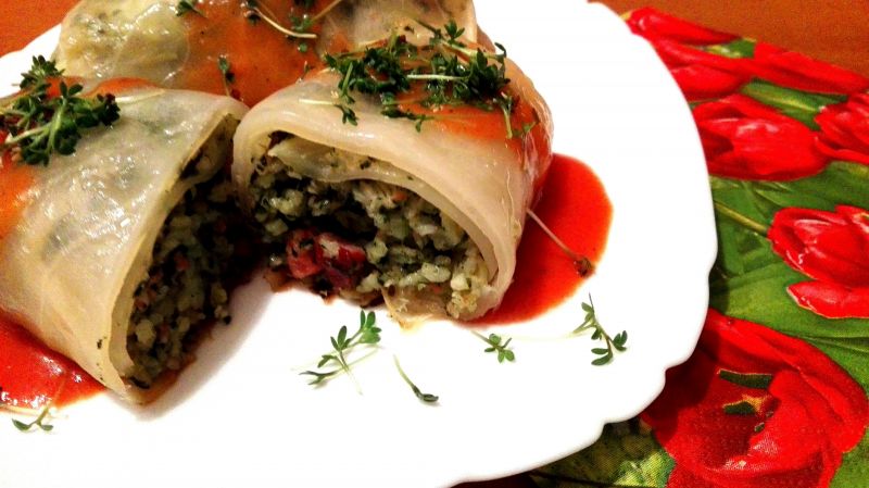 Tradycyjne gołąbki ze szpinakiem