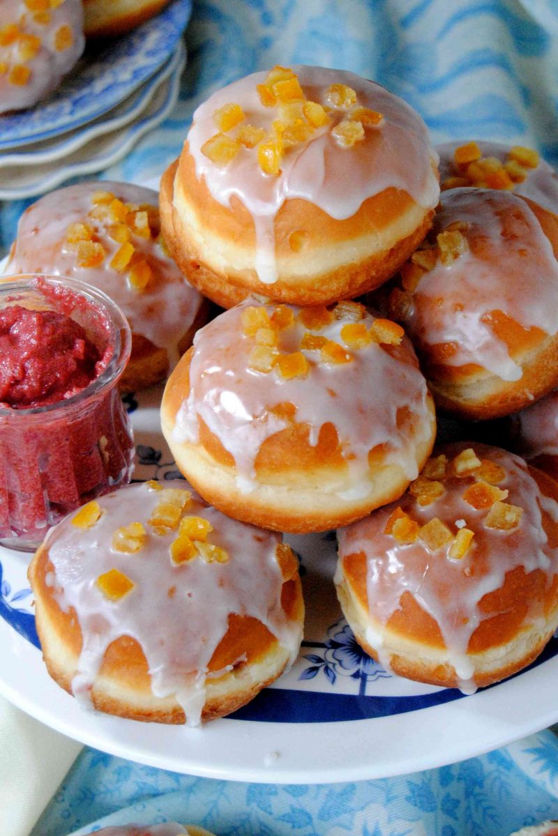 Tradycyjne pączki z różą Tradycyjne pączki z różą