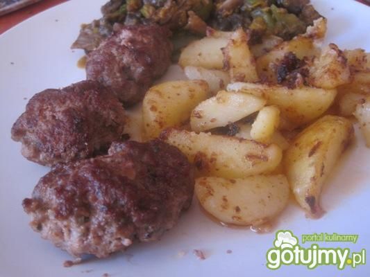 Tradycyjne wołowe kotlety mielone  Tradycyjne wołowe kotlety mielone