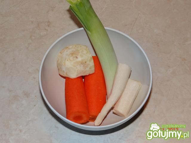 Tradycyjny niedzielny rosół 