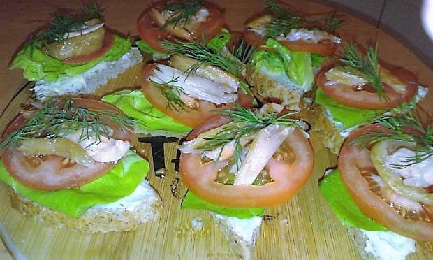 Trójkątne kanapeczki Trójkątne kanapeczki