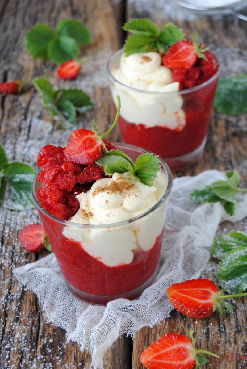 Truskawkowa granita z mascarpone Truskawkowa granita z mascarpone