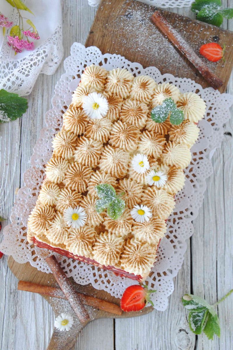 Truskawkowa zebra bez pieczenia Truskawkowa zebra bez pieczenia