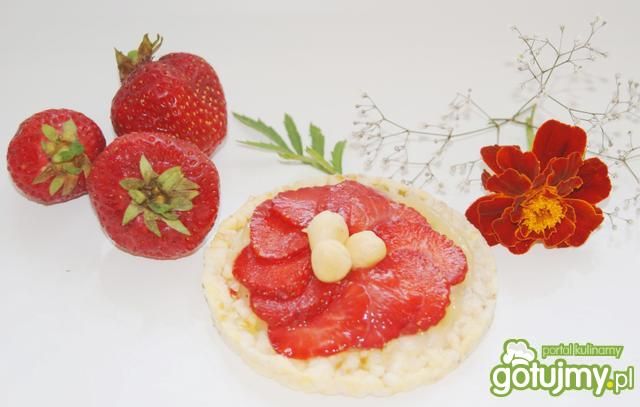 Truskawkowe kanapeczki  Truskawkowe kanapeczki