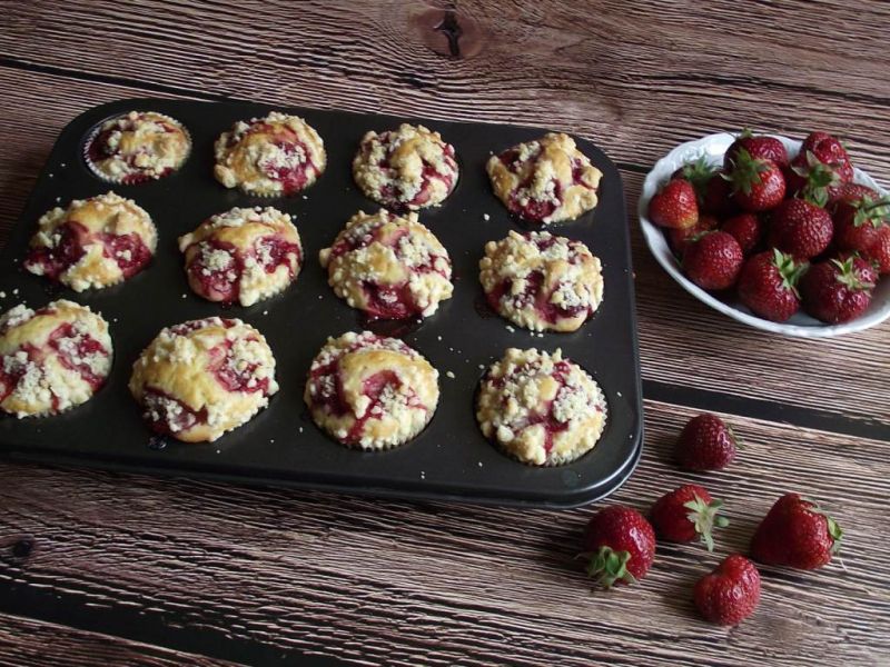 Truskawkowe muffiny na maślance