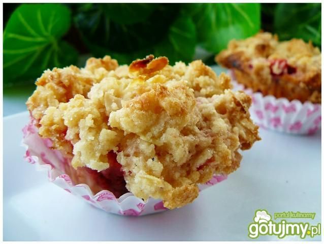 Truskawkowe muffiny z kruszonką