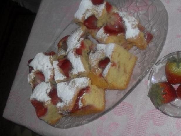 Truskawkowe na cieście ucieranym Truskawkowe na cieście ucieranym