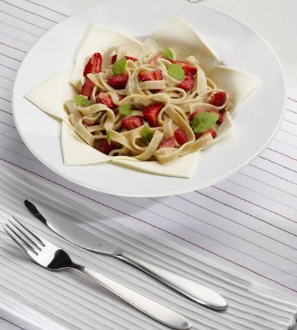 Truskawkowe tagliatelle  Truskawkowe tagliatelle