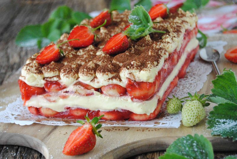 Truskawkowe tiramisu Truskawkowe tiramisu