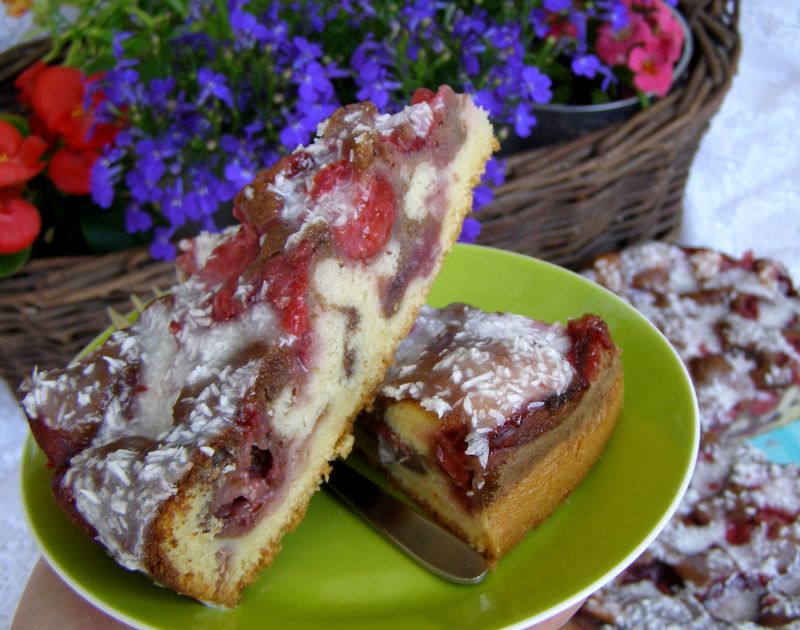 Truskawkowe ucierane ciasto Truskawkowe ucierane ciasto