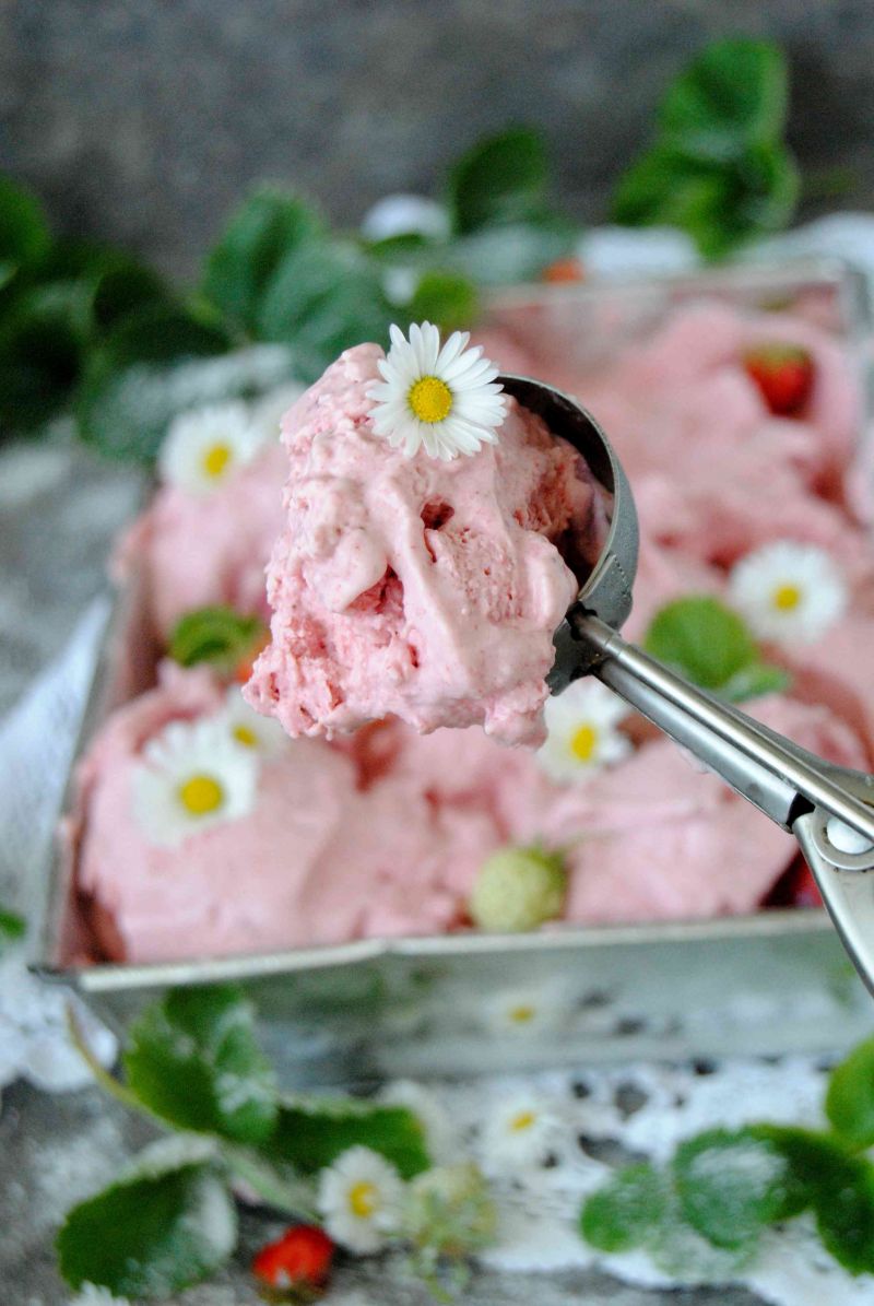 Truskawkowo- bananowe lody Truskawkowo- bananowe lody