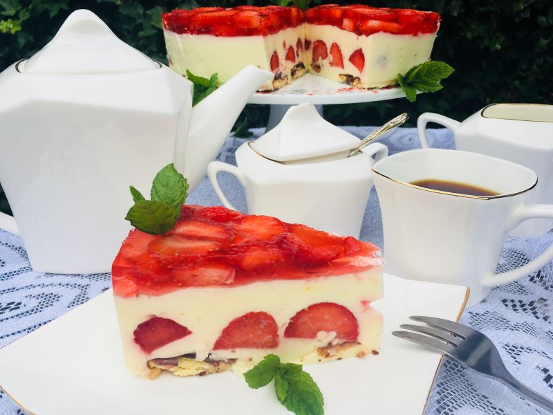 Truskawkowo - cytrynowy sernik na zimno Truskawkowo - cytrynowy sernik na zimno