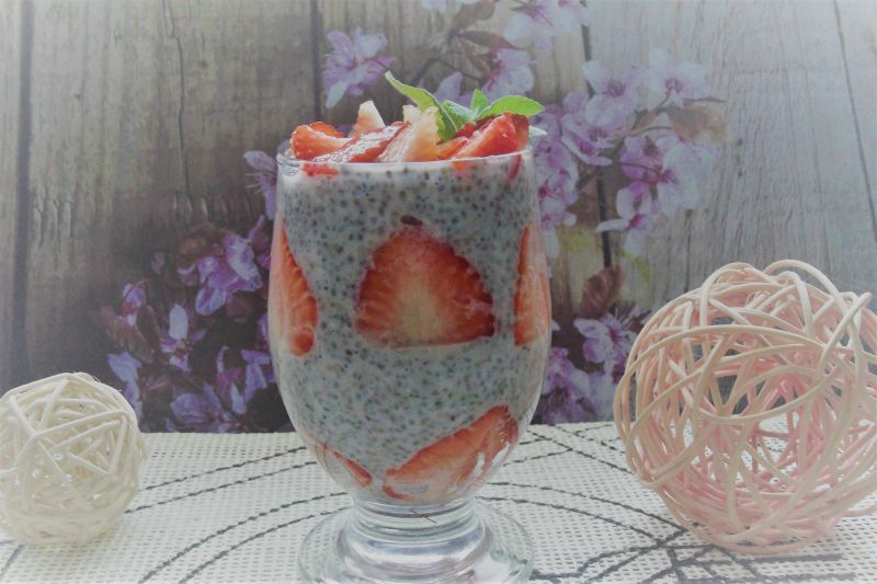 Truskawkowo-miodowe chia