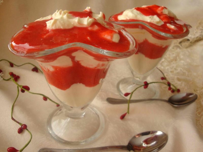 Truskawkowo-serowy deser 