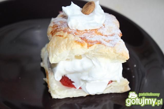 Truskawkowo - śmietankowe ciasteczka 