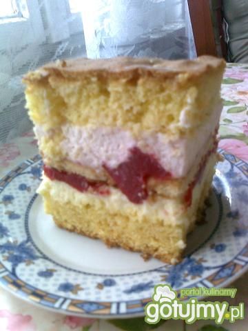 Truskawkowy piętrowiec Truskawkowy piętrowiec