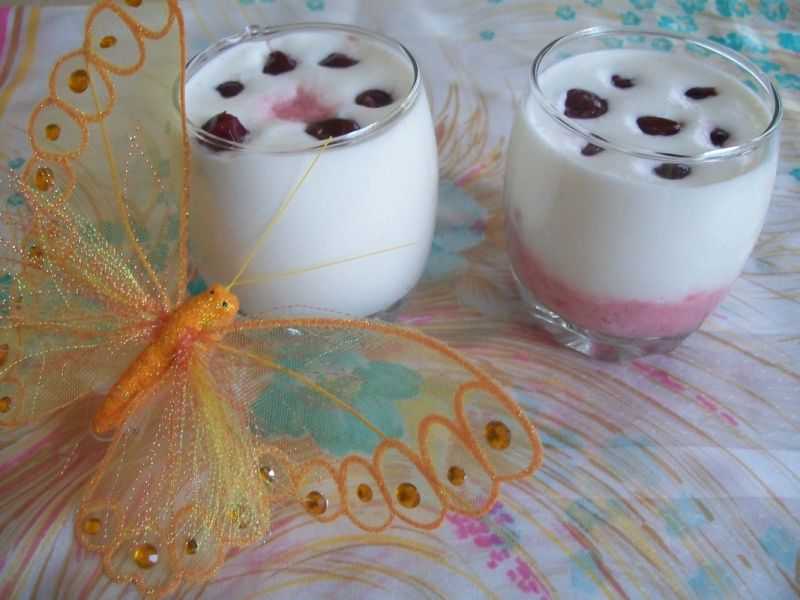 Truskawkowy przekładaniec