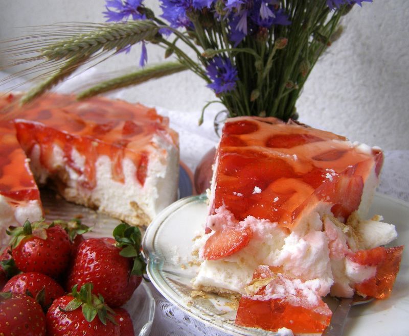 Truskawkowy sernik na zimno Truskawkowy sernik na zimno