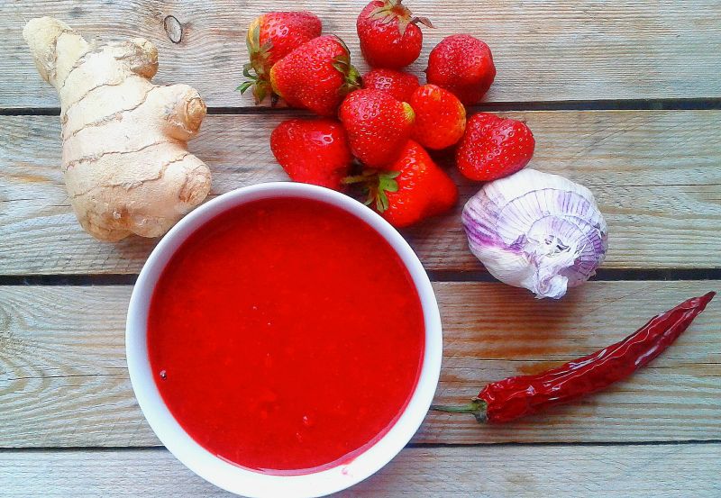 Truskawkowy sos chilli