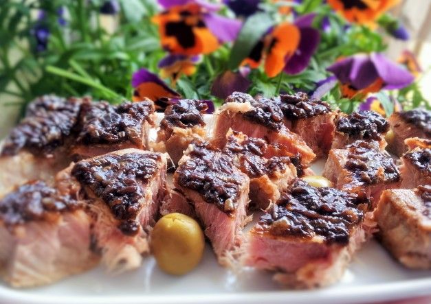 Tuńczyk z cebulą i octem