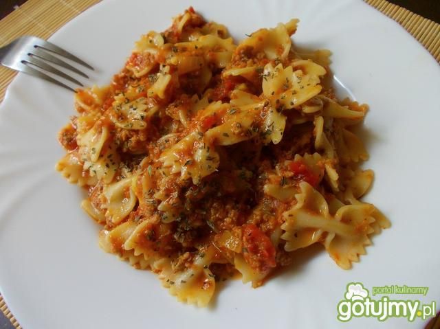 tuńczyk z kokardkami na ciepło tuńczyk z kokardkami na ciepło