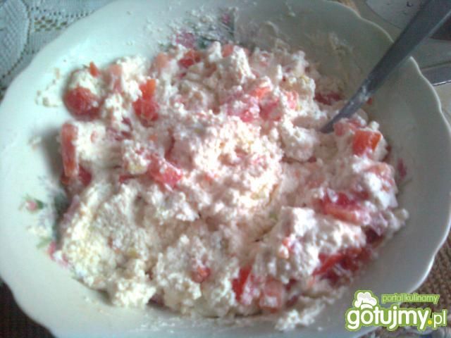 Twaróg z pomidorami Twaróg z pomidorami