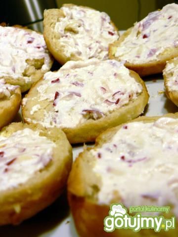 Twarogowa pasta z rzodkiewką 