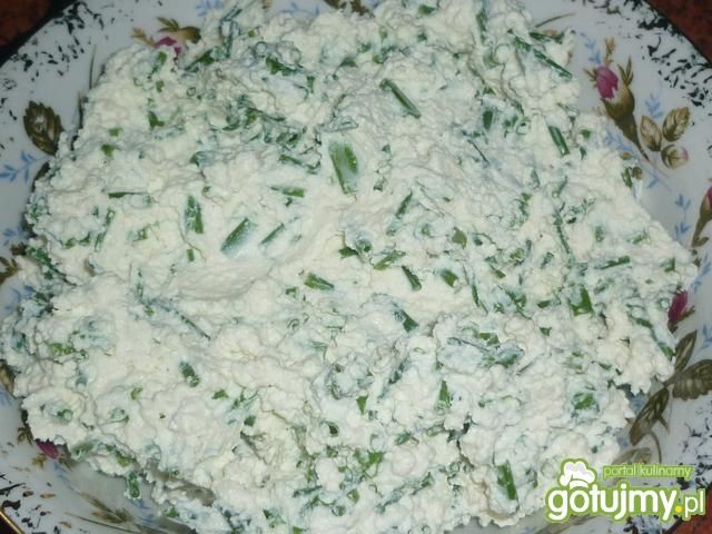 Twarożek śniadaniowy ze szczypiorkiem Twarożek śniadaniowy ze szczypiorkiem