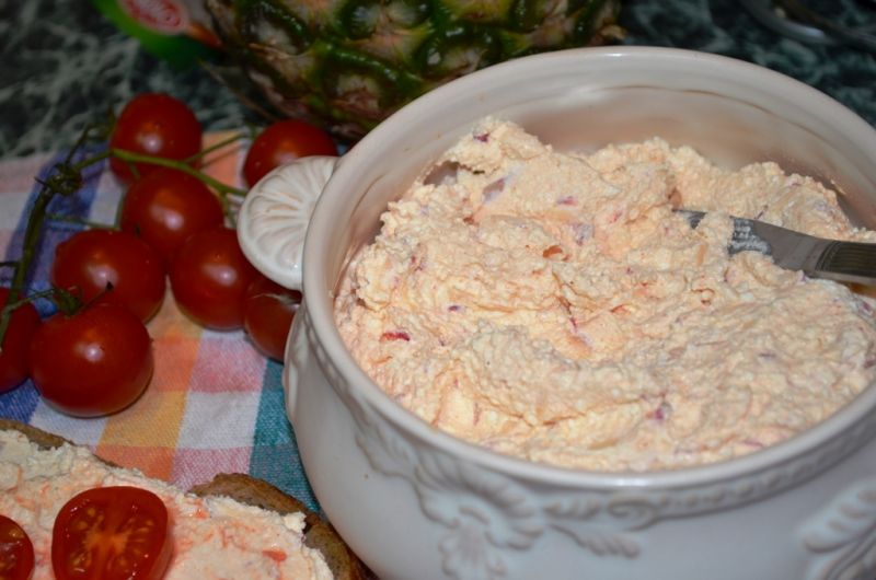 Twarożek z rzodkiewką Twarożek z rzodkiewką