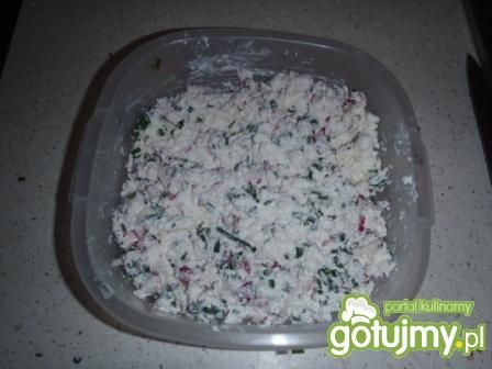 Twarożek z rzodkiewką i szczypiorkiem