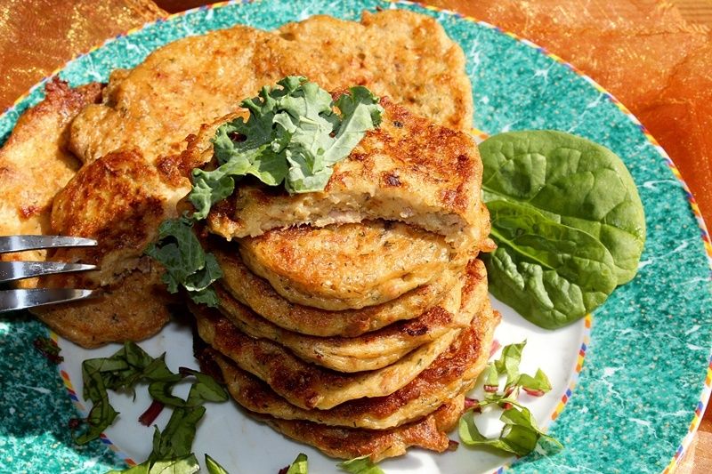 Twarożkowe placki z tuńczykiem  Twarożkowe placki z tuńczykiem